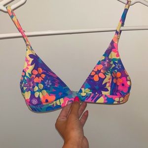 Kulani Kinis bikini top